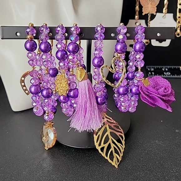 Hand Made Set of 7 Purple Crystal Glass Bracelets with Gold Charms Semanario - Picture 3 of 7